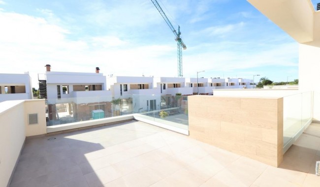 Begagnad - Villa - Los Alcázares - Santa Rosalia Lake and Life Resort