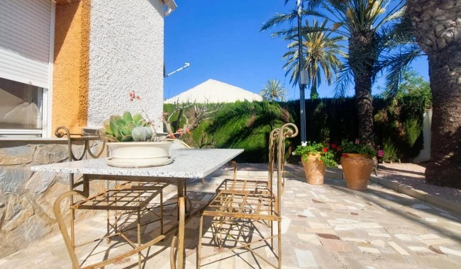 Begagnad - Finca - La Marina