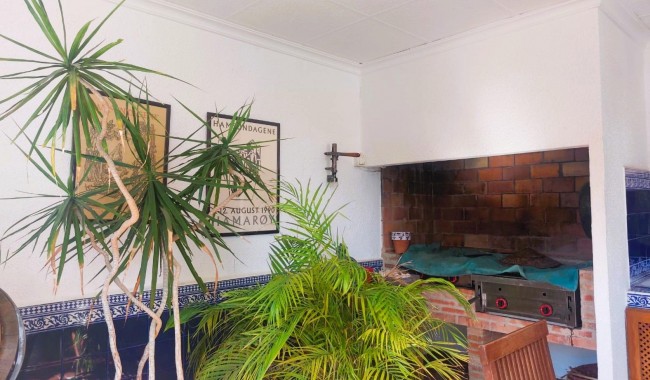 Begagnad - Finca - La Marina
