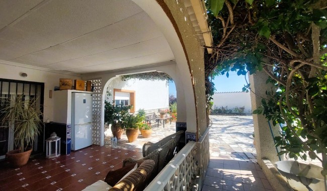Begagnad - Finca - La Marina