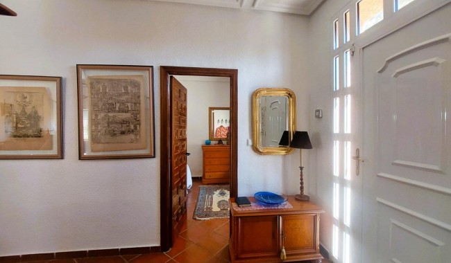 Begagnad - Finca - La Marina