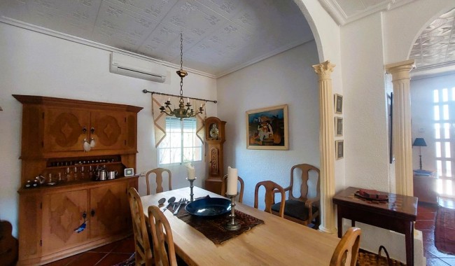 Begagnad - Finca - La Marina