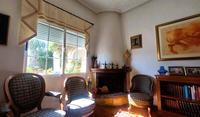 Begagnad - Finca - La Marina