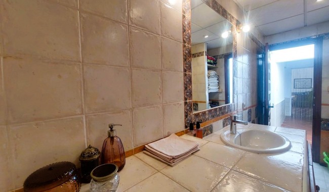 Begagnad - Finca - La Marina
