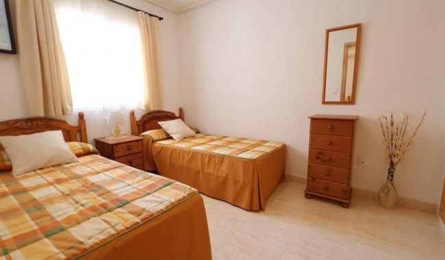 Brukt - Bungalow - Orihuela Costa - Punta Prima