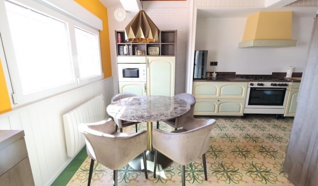 Resale - Villa - Orihuela Costa - Villamartín