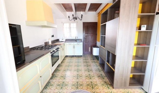 Resale - Villa - Orihuela Costa - Villamartín
