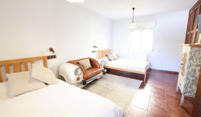 Resale - Villa - Orihuela Costa - Villamartín