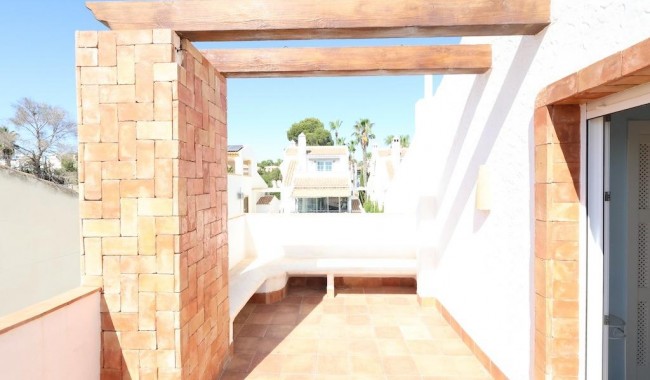 Resale - Villa - Orihuela Costa - Villamartín