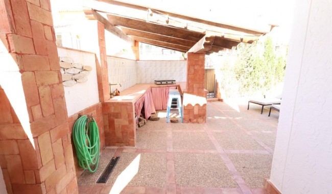 Resale - Villa - Orihuela Costa - Villamartín