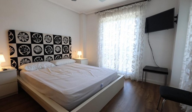 Resale - Apartment - Pilar de La Horadada - Mil Palmeras