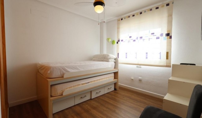 Resale - Apartment - Pilar de La Horadada - Mil Palmeras