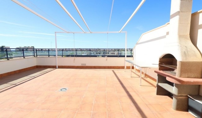 Resale - Apartment - Pilar de La Horadada - Mil Palmeras