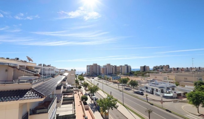 Resale - Apartment - Pilar de La Horadada - Mil Palmeras