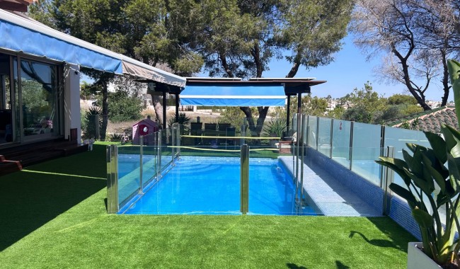 Begagnad - Villa - Orihuela Costa - Cabo Roig