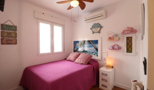 Begagnad - Villa - Orihuela Costa - Cabo Roig