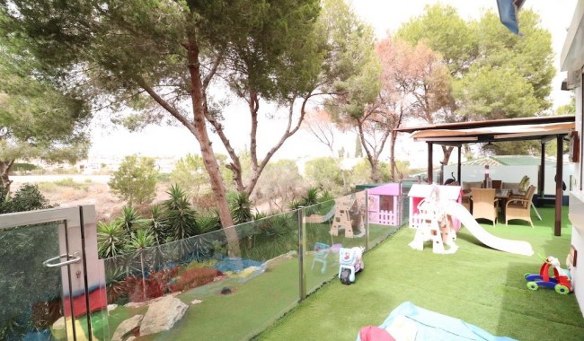 Begagnad - Villa - Orihuela Costa - Cabo Roig
