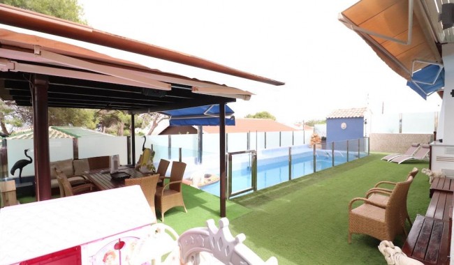 Begagnad - Villa - Orihuela Costa - Cabo Roig