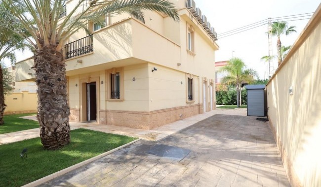 Sprzedaż - Willa - Cabo Roig