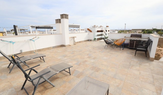 Resale - Bungalow - Pilar de La Horadada - Zona Pueblo