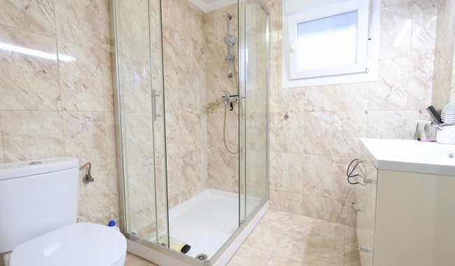 Segunda mano - Villa - Torrevieja - Los Balcones