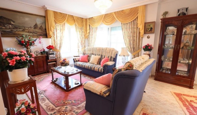 Resale - Villa - Orihuela Costa - Villamartín