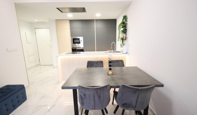 Resale - Apartment - Orihuela Costa - Punta Prima