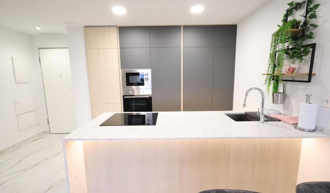 Resale - Apartment - Orihuela Costa - Punta Prima