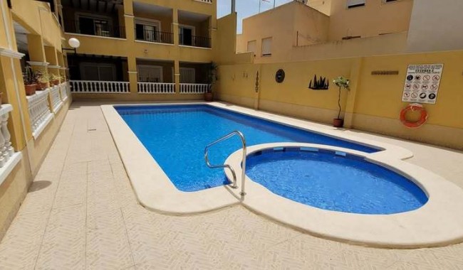 Sprzedaż - Apartament - Rafal