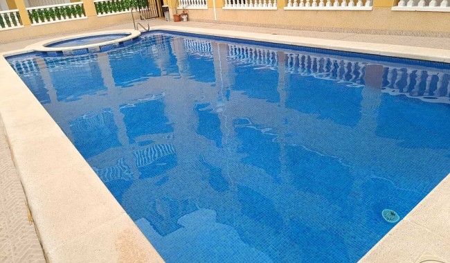 Sprzedaż - Apartament - Rafal