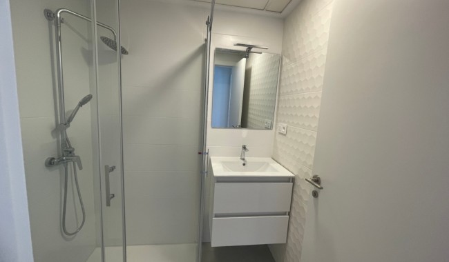 Resale - Apartment - Orihuela Costa - PAU 26