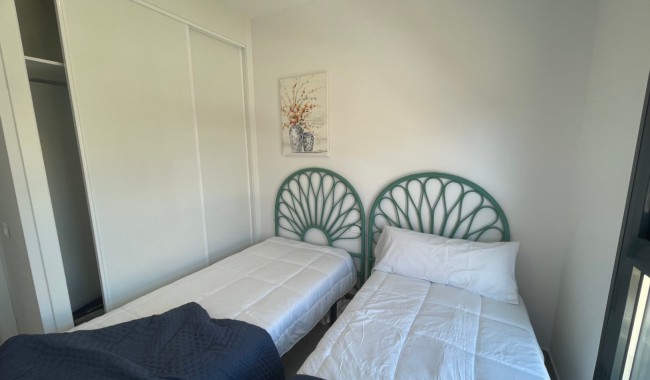 Resale - Apartment - Orihuela Costa - PAU 26