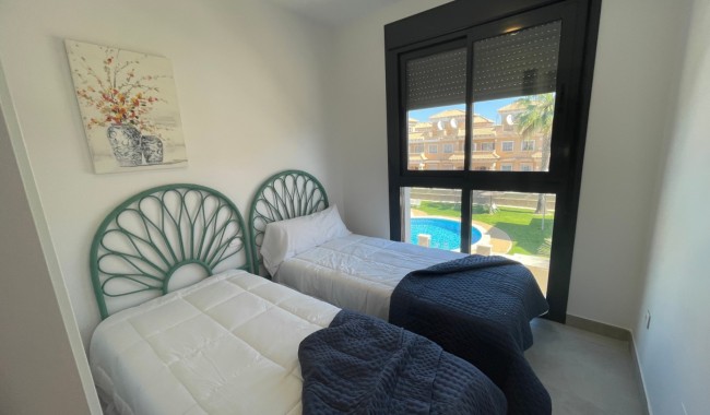 Resale - Apartment - Orihuela Costa - PAU 26