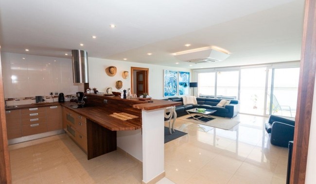 Resale - Apartment - Torrevieja - Playa del cura