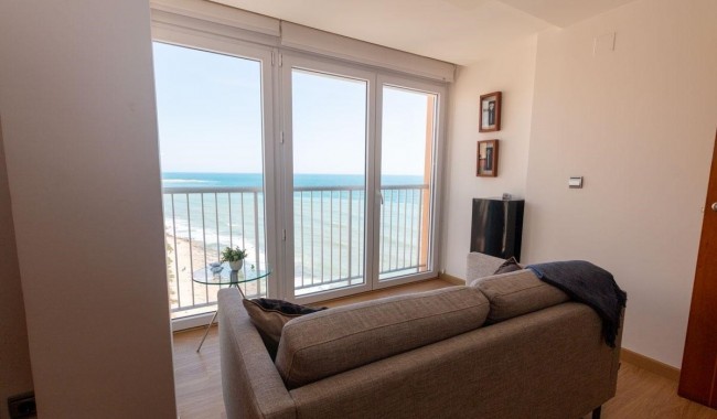 Resale - Apartment - Torrevieja - Playa del cura