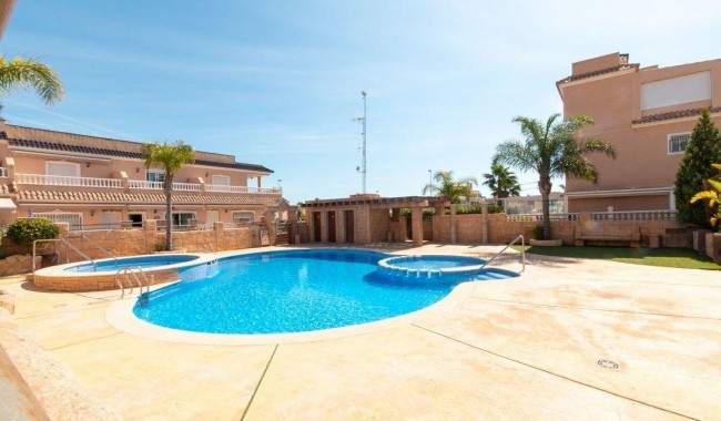 Resale - Apartment - Orihuela Costa - Los Dolses