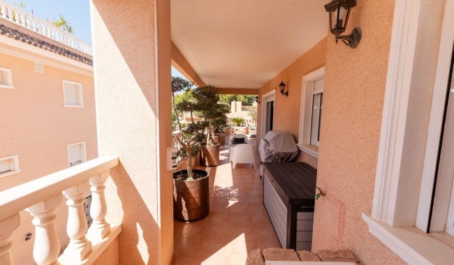 Resale - Apartment - Orihuela Costa - Los Dolses