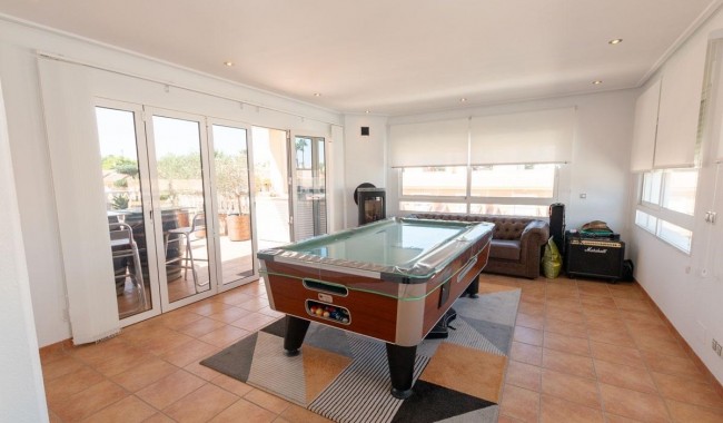Resale - Apartment - Orihuela Costa - Los Dolses