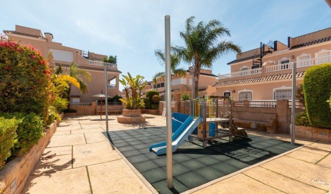Resale - Apartment - Orihuela Costa - Los Dolses