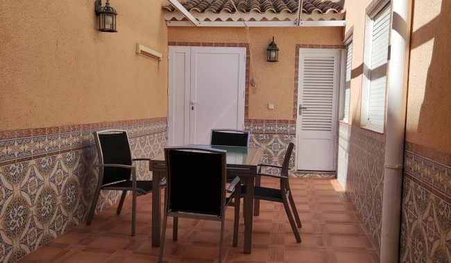 Begagnad - Radhus - Torrevieja - Playa de los locos