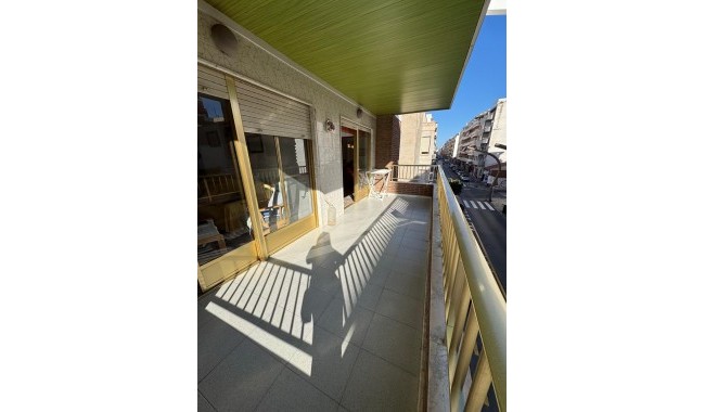 Resale - Apartment - Torrevieja - Centro