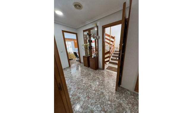 Resale - Apartment - Torrevieja - Centro