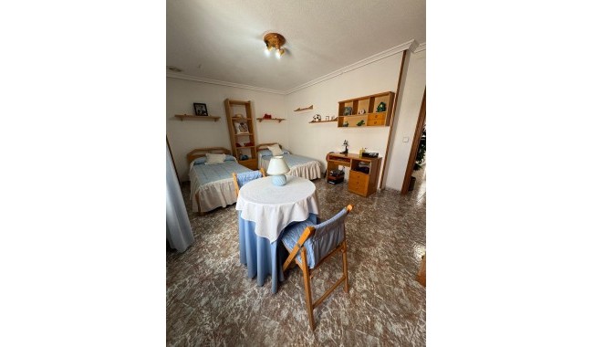 Resale - Apartment - Torrevieja - Centro