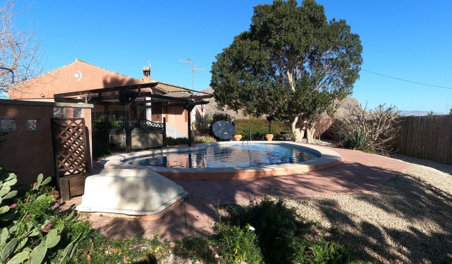 Resale - Finca - Orihuela - Orihuela Costa