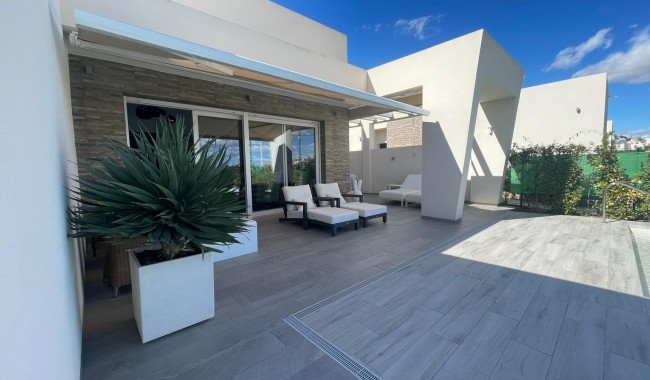 Resale - Villa - Algorfa - Club de Golf La Finca
