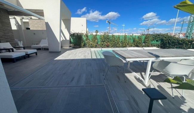Resale - Villa - Algorfa - Club de Golf La Finca
