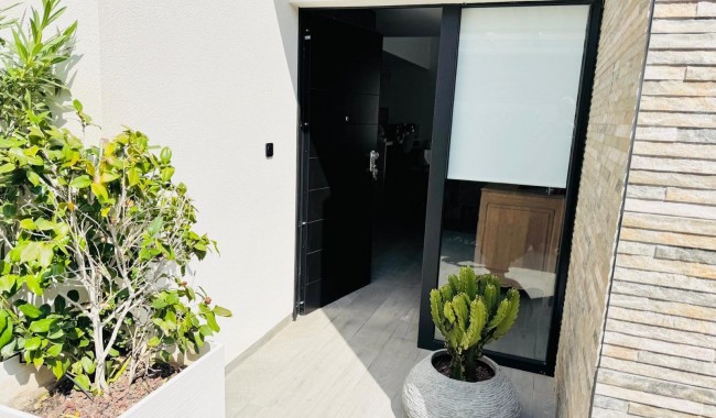 Resale - Villa - Algorfa - Club de Golf La Finca