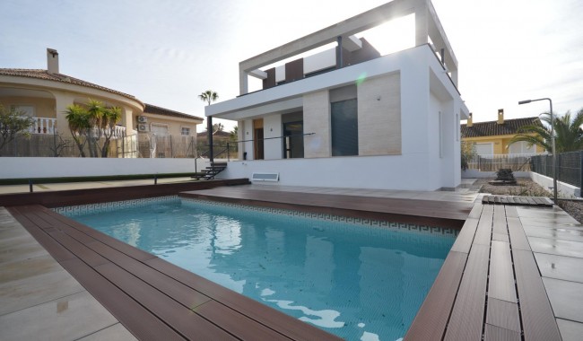 Resale - Villa - Benijófar - Benimar