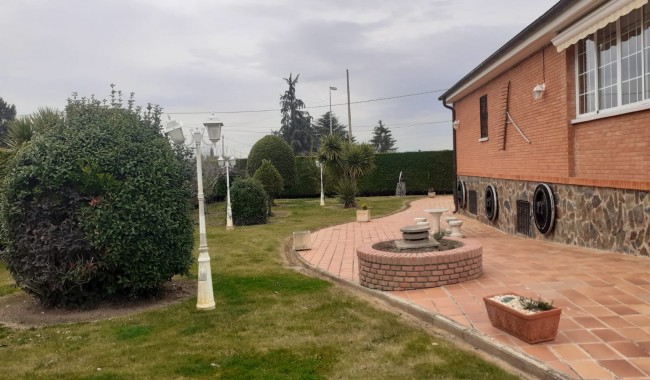 Segunda mano - Villa - Logroño