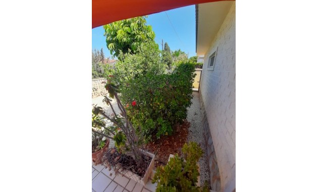 Resale - Villa - Villamartín